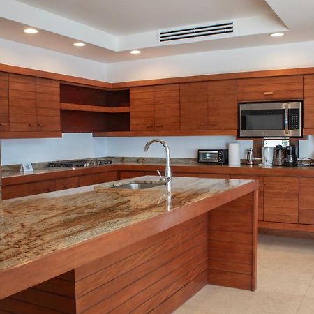 Las Verandas Hotel & Villas First Bight 외부 사진