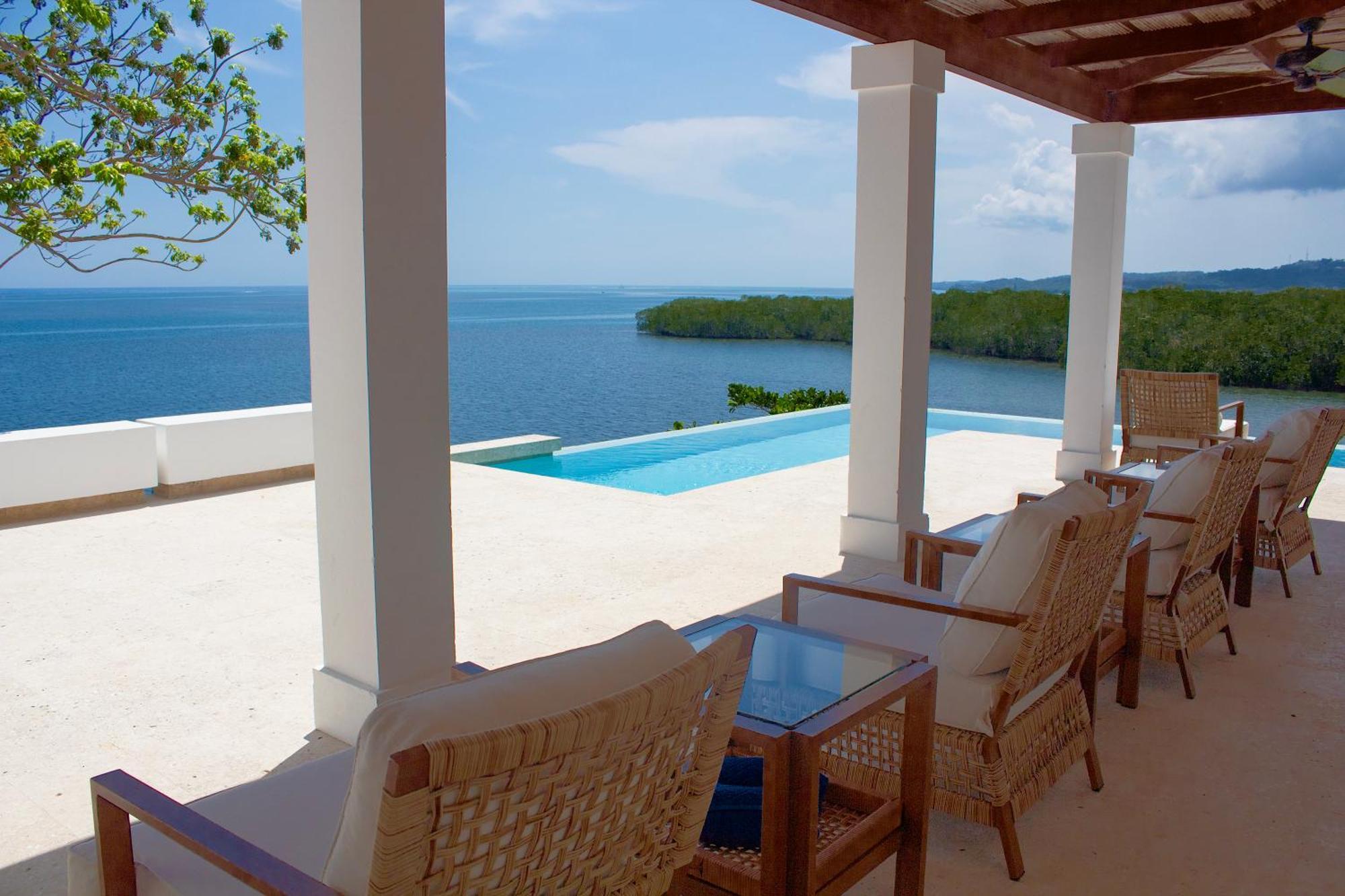 Las Verandas Hotel & Villas First Bight 외부 사진