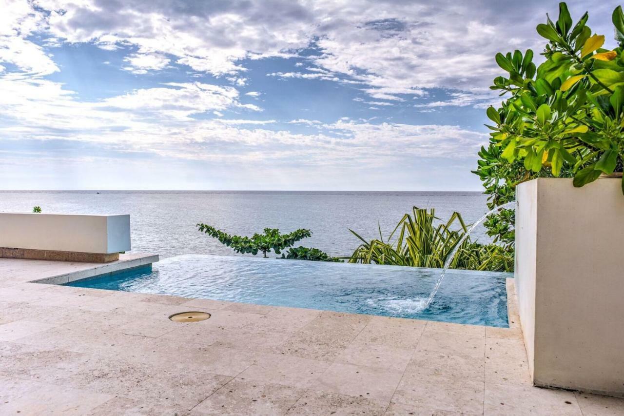 Las Verandas Hotel & Villas First Bight 외부 사진