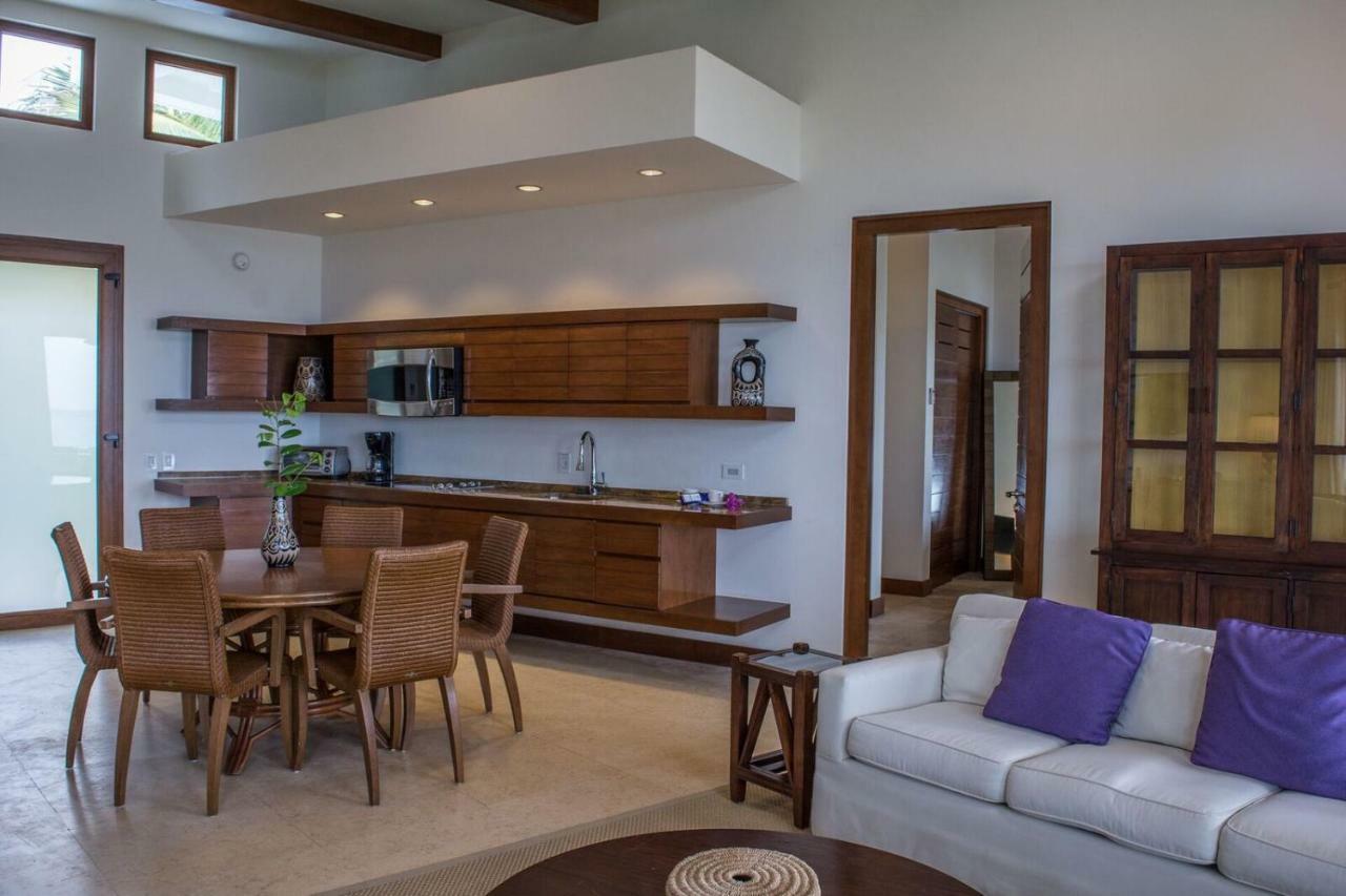 Las Verandas Hotel & Villas First Bight 외부 사진
