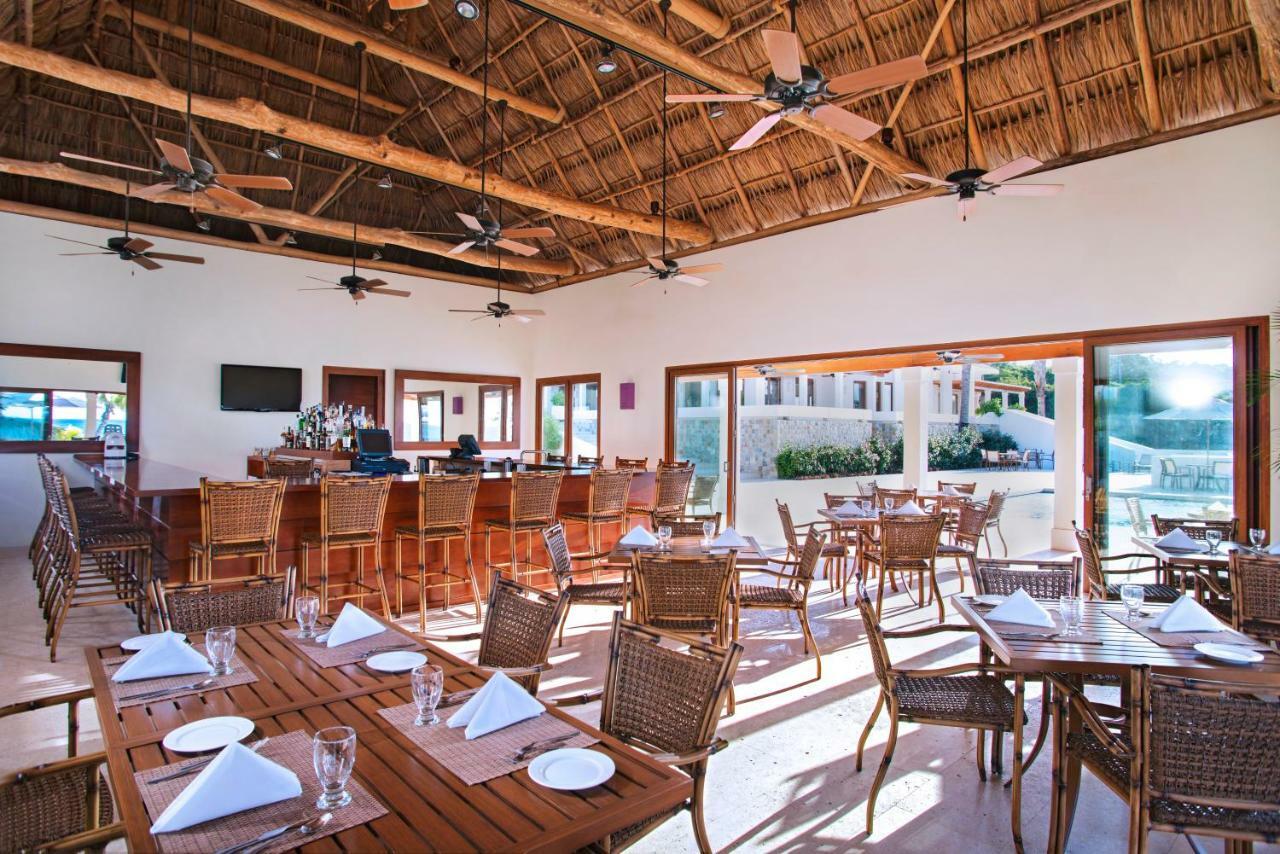 Las Verandas Hotel & Villas First Bight 외부 사진